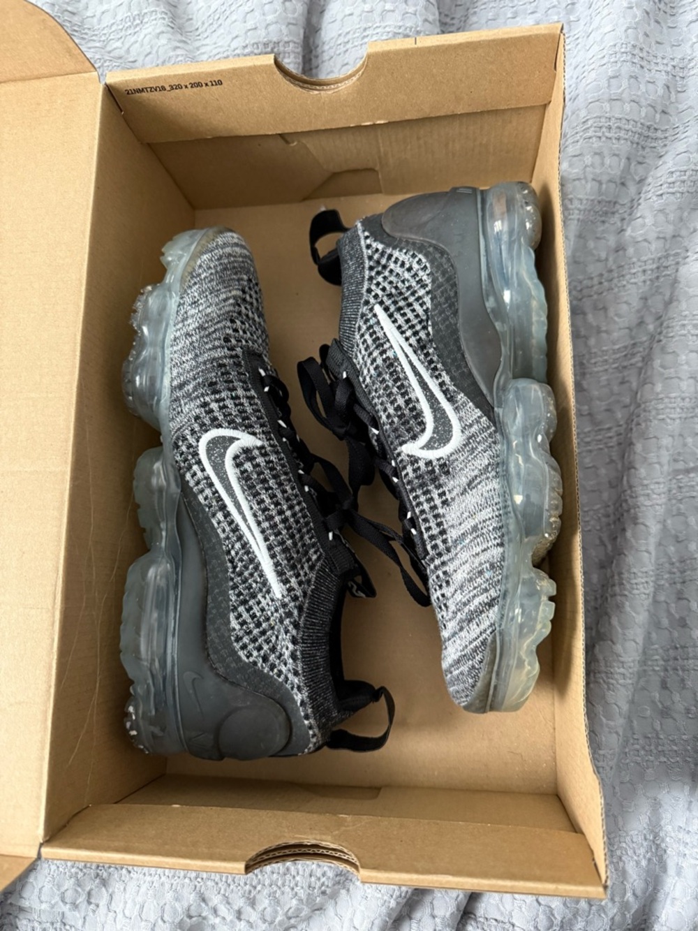 Nike VaporMax Flyknit Shoes - Black & White